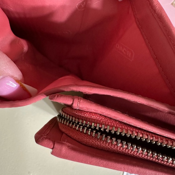 Coach Pink Signature Wallet - Picture 6 of 6